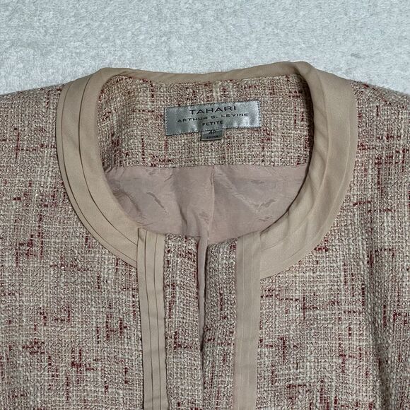 Tahari Arthur S. Levine Tweed Crop Blazer Women's 4P Pink 100% Silk Trim - Picture 14 of 17